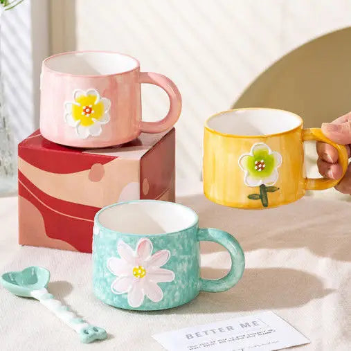 Keramik-Kaffeetasse – Gemaltes Blumendesign – 300ml