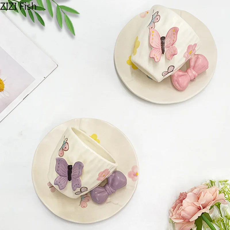 Keramik Kaffeetasse – Schleifendesign – 200ml