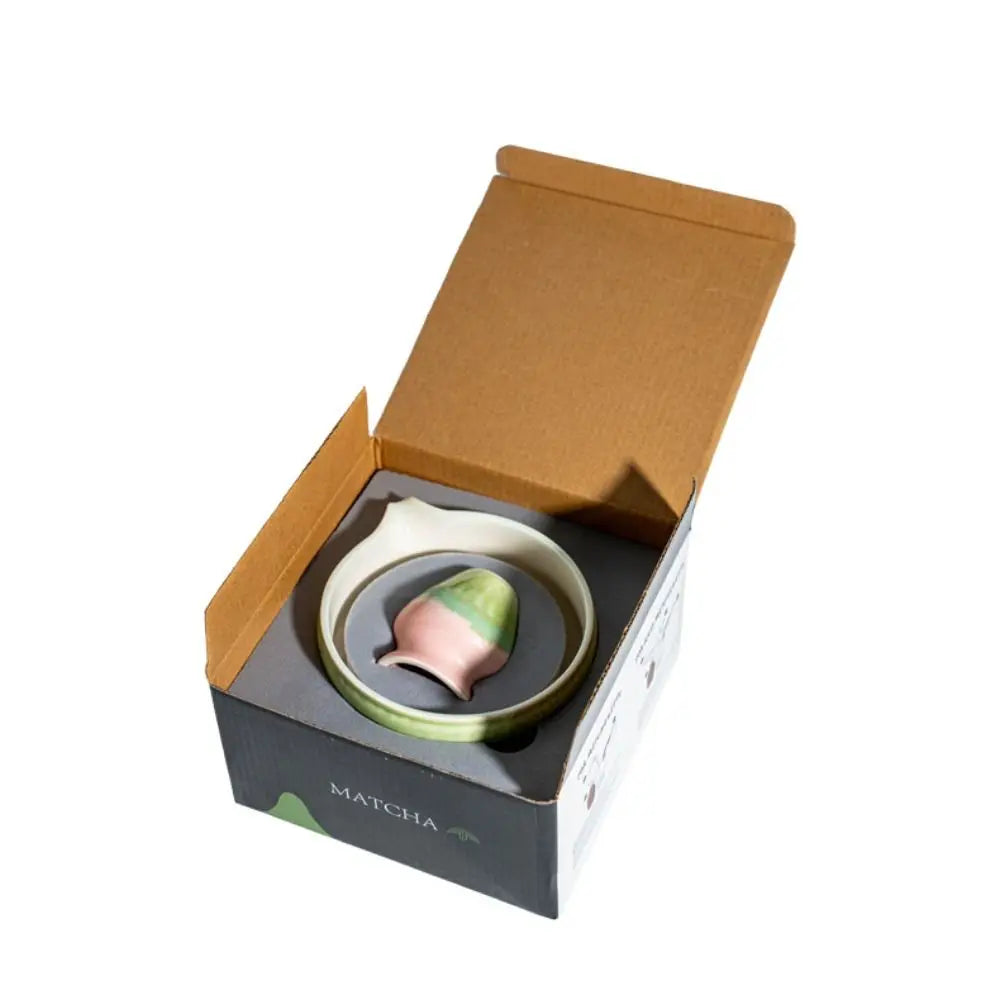 Keramik Matcha Schale – Handgefertigtes Design mit Ausguss