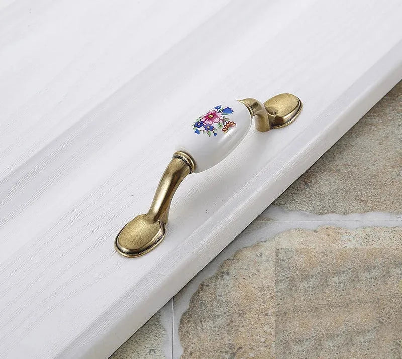 Keramik Möbelgriffe – Landhausstil – 96 mm