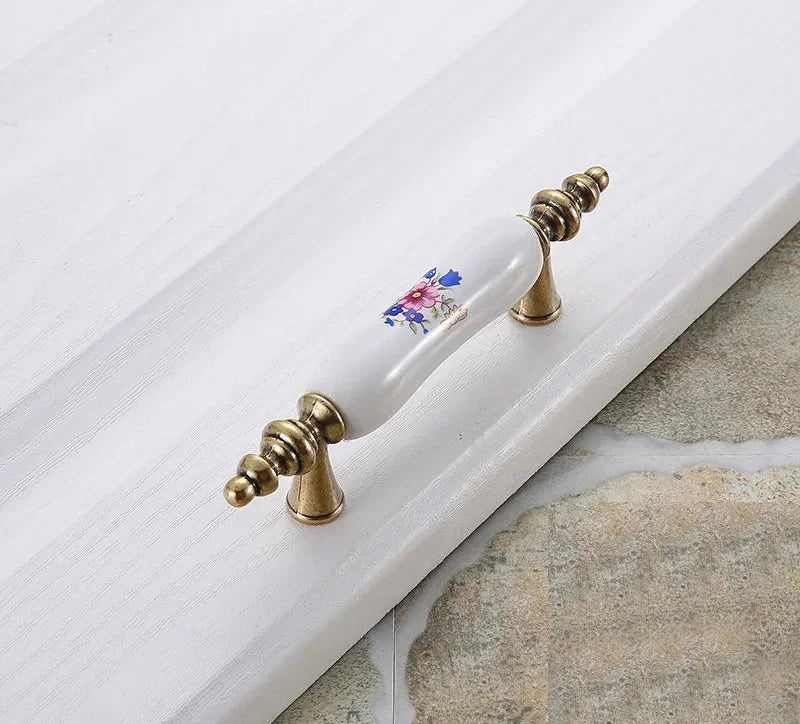 Keramik Möbelgriffe – Landhausstil – 96 mm