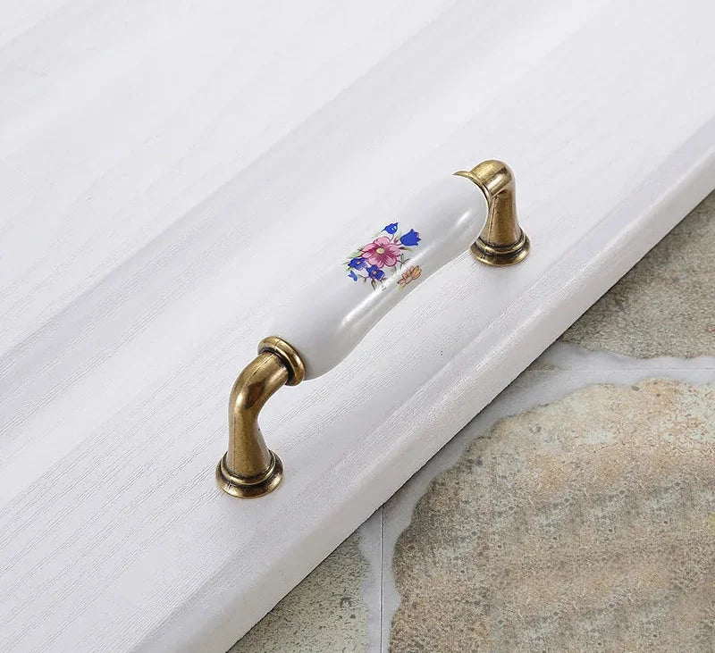 Keramik Möbelgriffe – Landhausstil – 96 mm