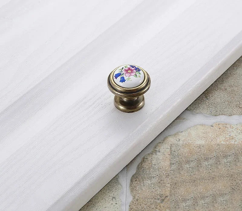 Keramik Möbelgriffe – Landhausstil – 96 mm