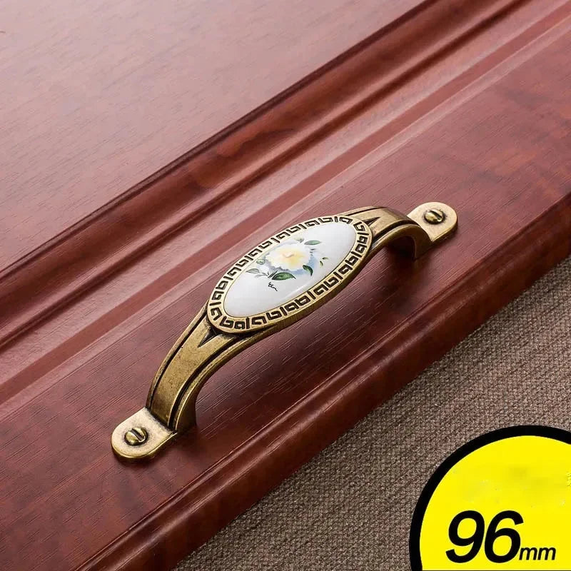 Keramik Schrankgriff – Vintage Design – 96mm