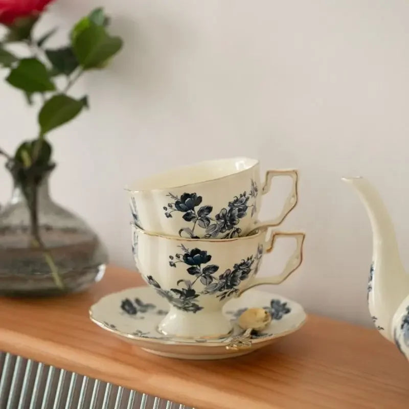 Keramik Teetassen-Set – Vintage Florales Porzellan