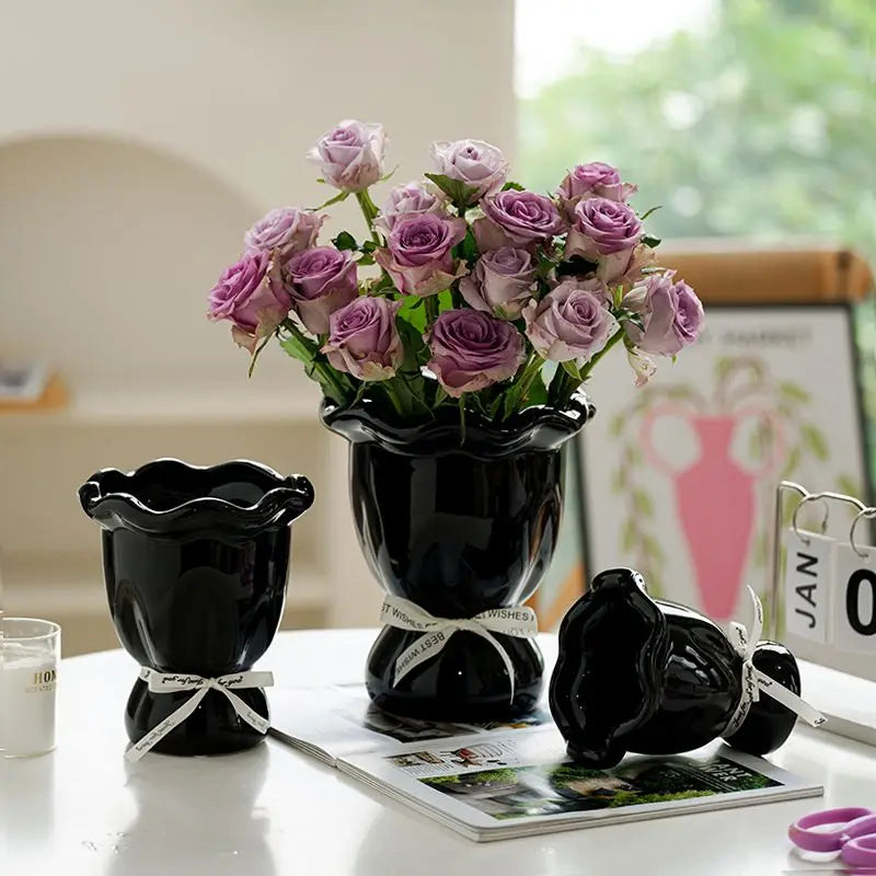 Keramik Vase – Modernes Keramikdesign – Boden eingesetzt