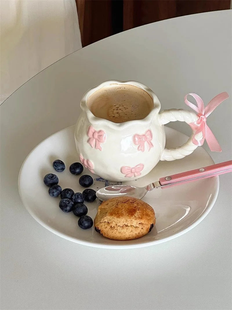 Keramikbecher – Süsses Schleifen-Design – 301-400ml