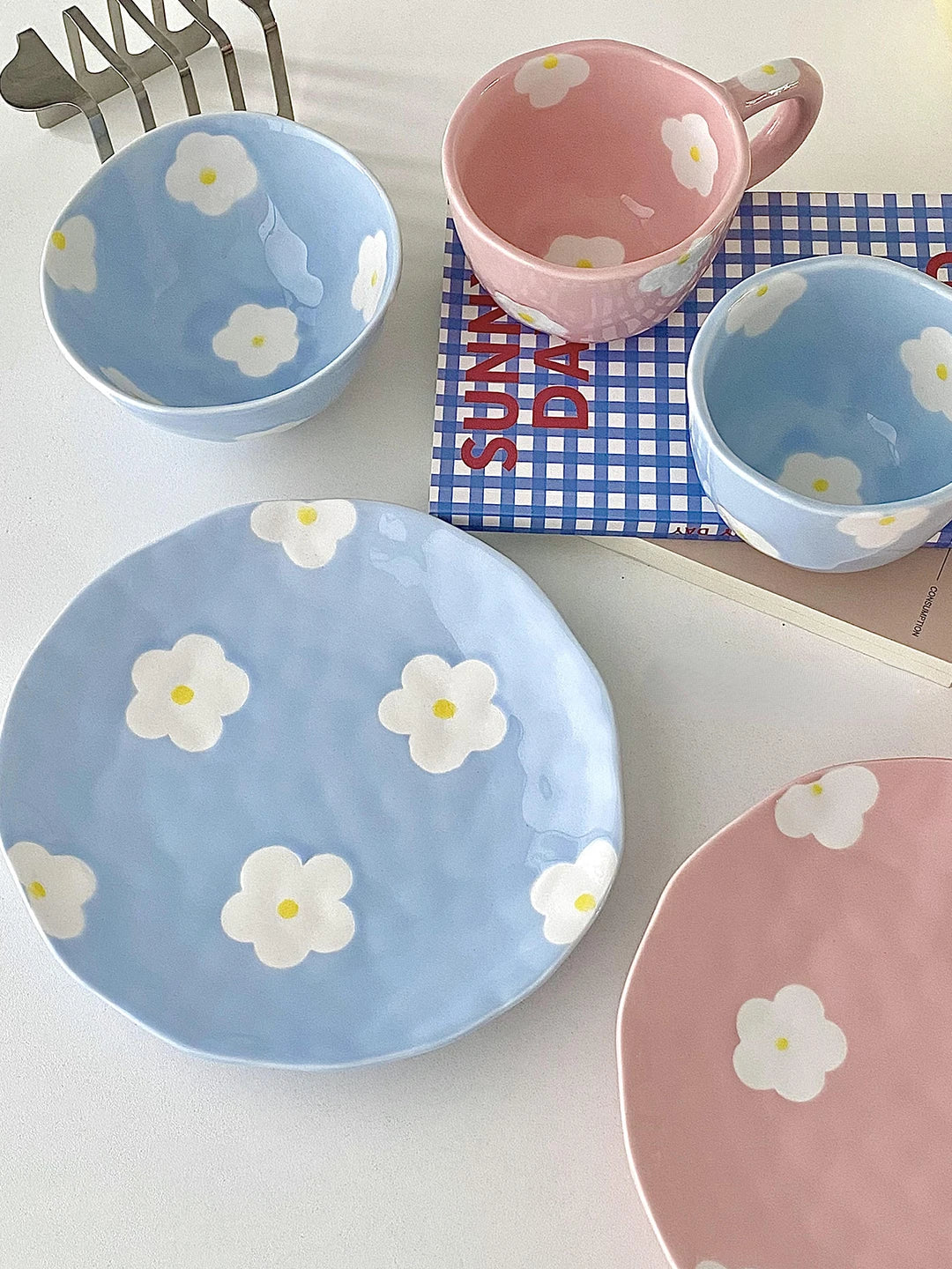 Keramikgeschirrset – Blumendesign – Pink & Blau Varianten
