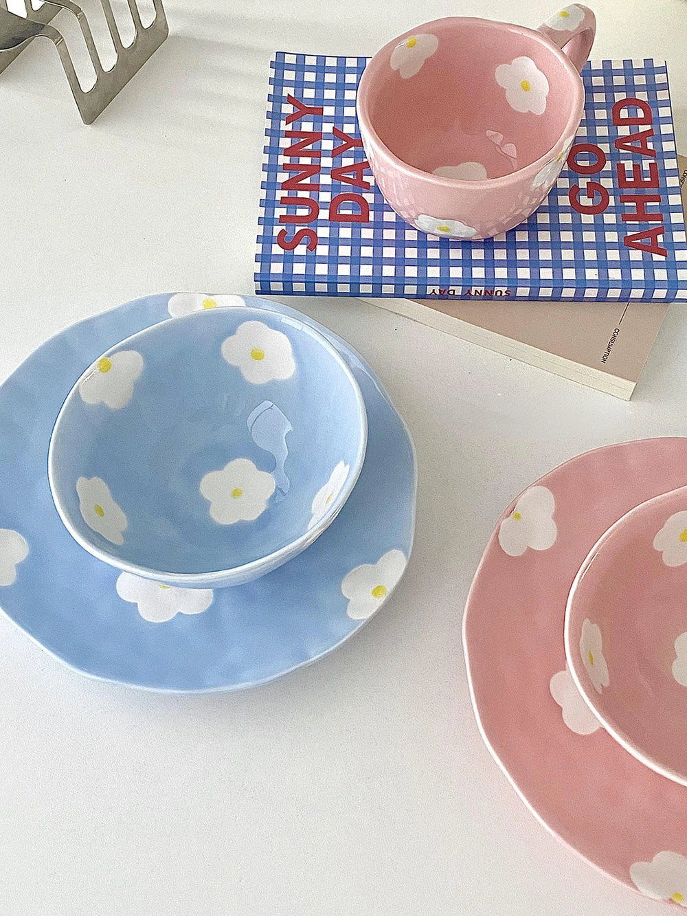 Keramikgeschirrset – Blumendesign – Pink & Blau Varianten