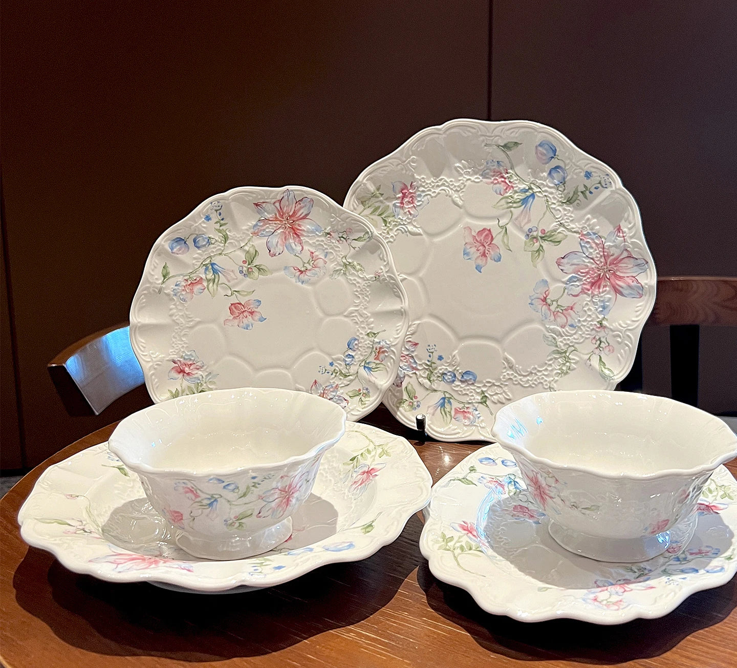 Keramikteller – Französisches Blumendesign – 20.5 cm