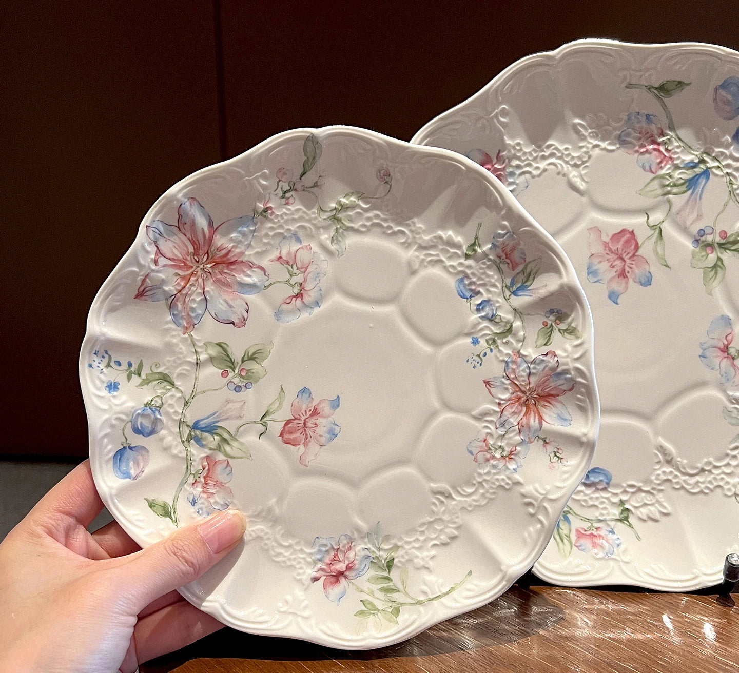 Keramikteller – Französisches Blumendesign – 20.5 cm