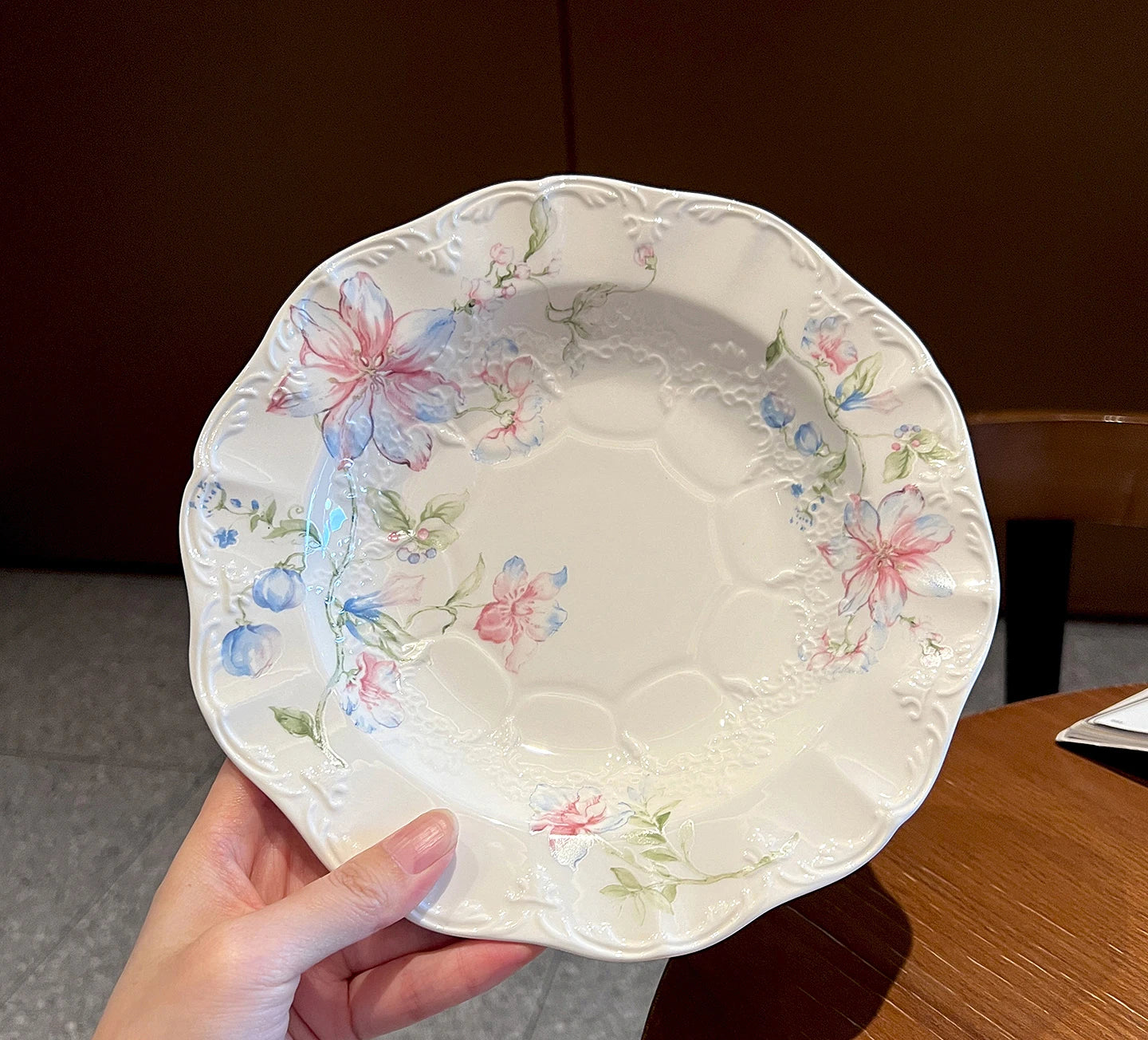 Keramikteller – Französisches Blumendesign – 20.5 cm