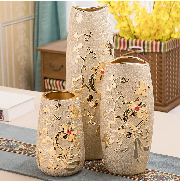 Goldene Keramikvase im europäischen Design aus hochwertigem Porzellan