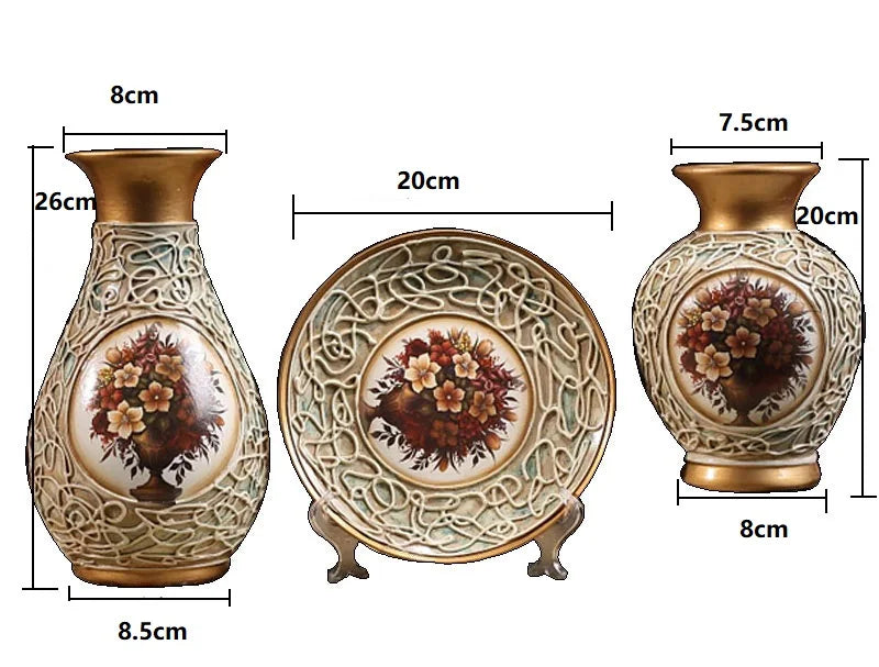 Weisse Keramikvasen im traditionellen Stil, 3-teiliges Set