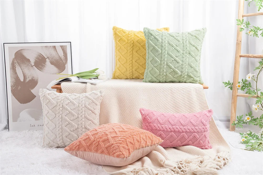 Kissenbezug aus Plüsch im Vintage-Strick-Design in Farbe Weiss, Grösse 40x40 cm