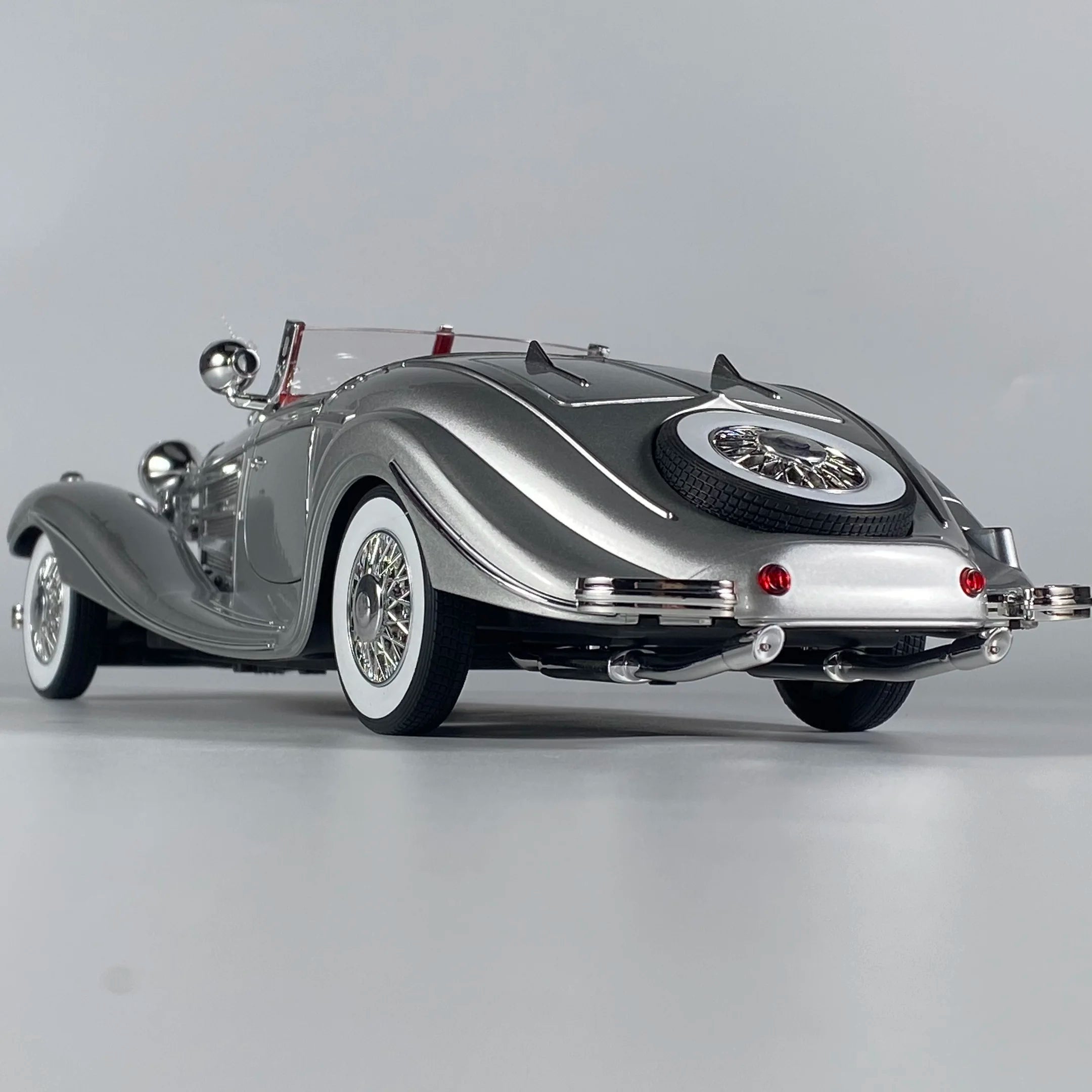 Klassischer Auto Modell – Metall 1:18 Benz 500K 1936