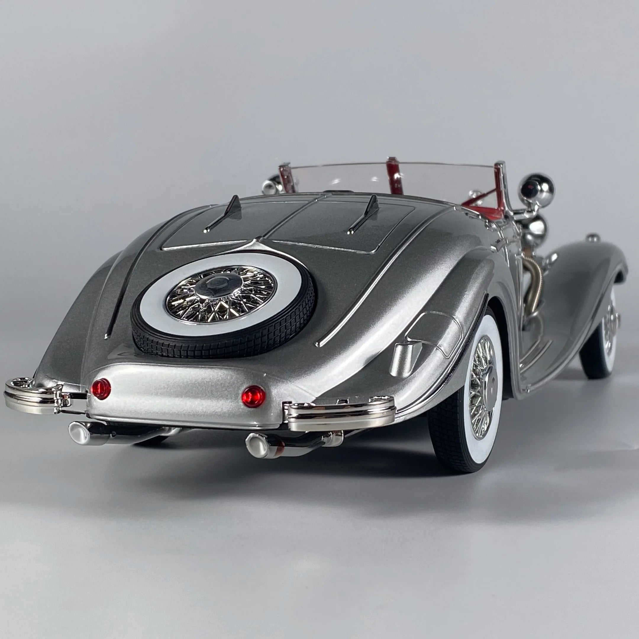 Klassischer Auto Modell – Metall 1:18 Benz 500K 1936