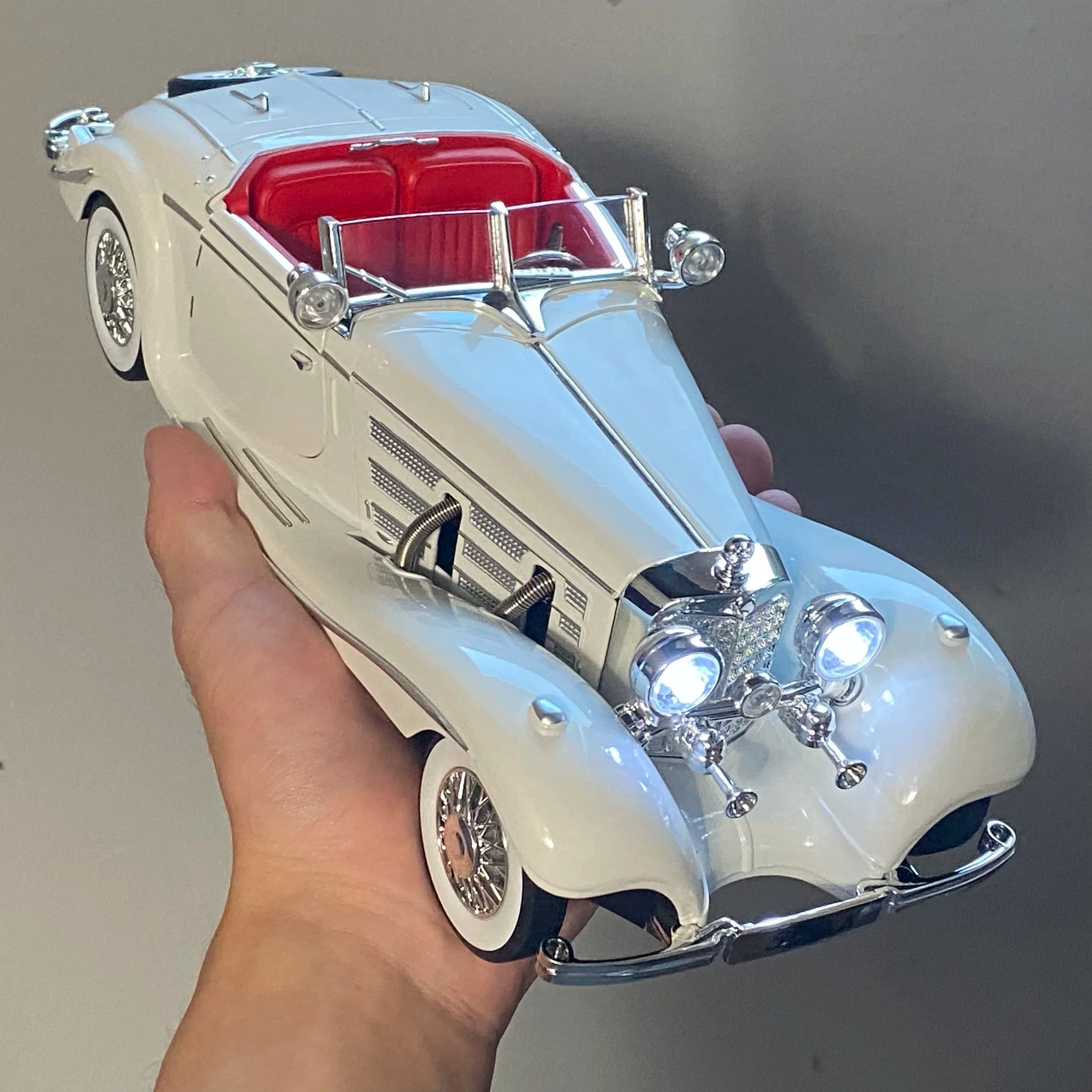 Klassischer Auto Modell – Metall 1:18 Benz 500K 1936