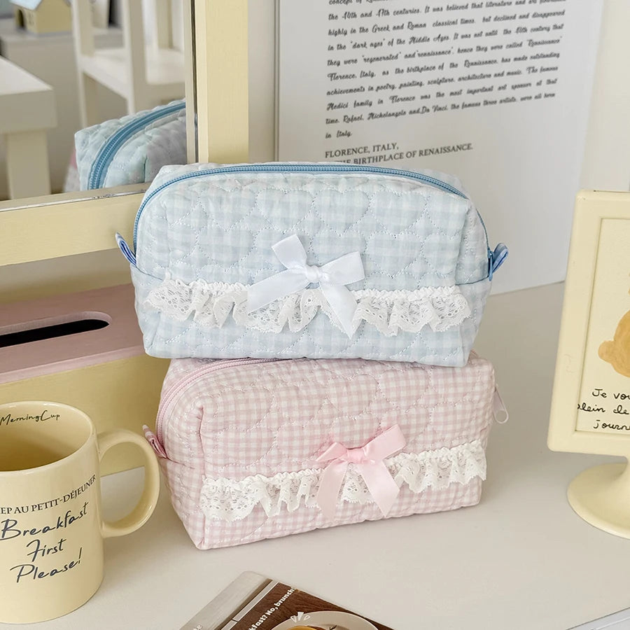 Kosmetiktasche – Spitze & Polyester – Reiseorganizer