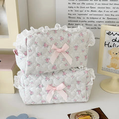 Kosmetiktasche – Spitze & Polyester – Reiseorganizer