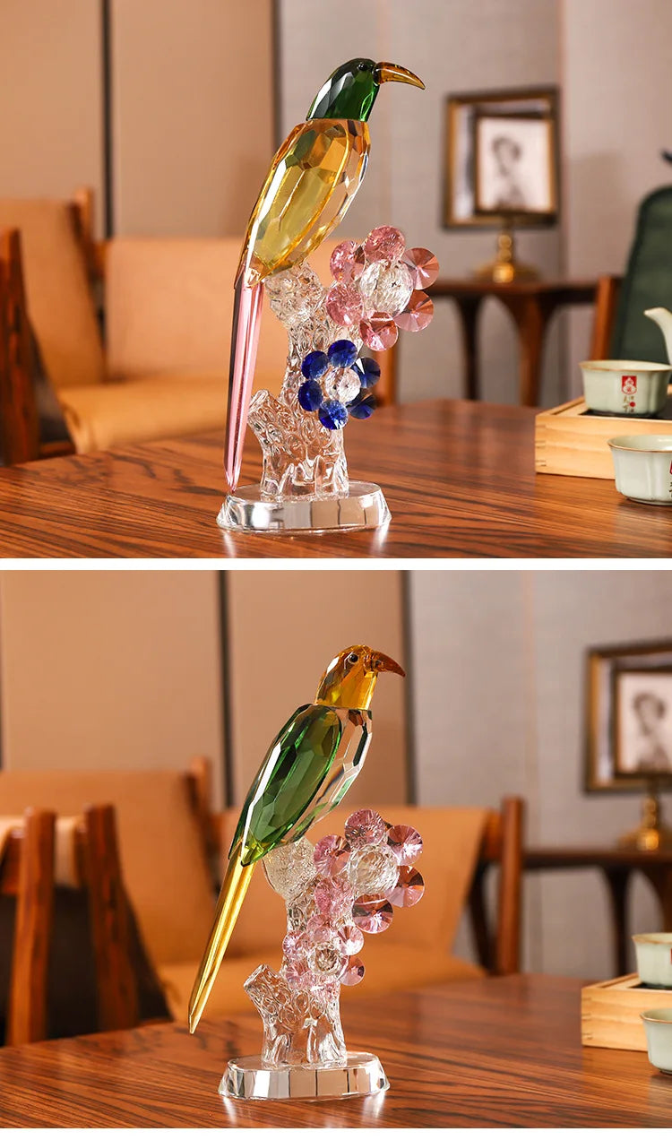 Kristallglasskulptur – Bunter Wohndekor