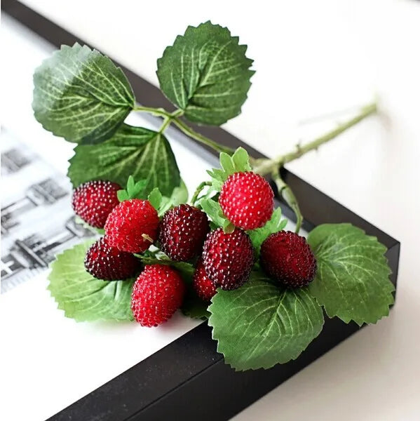 Künstliche Erdbeeren – Elegantes Design – 20cm Innenbereich