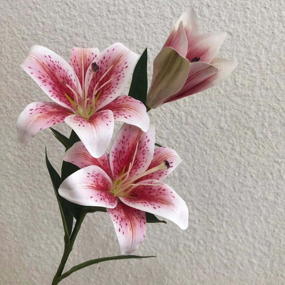 Künstliche Lilienblumen – Europäisches Seidendesign – Für Wohn-Deko