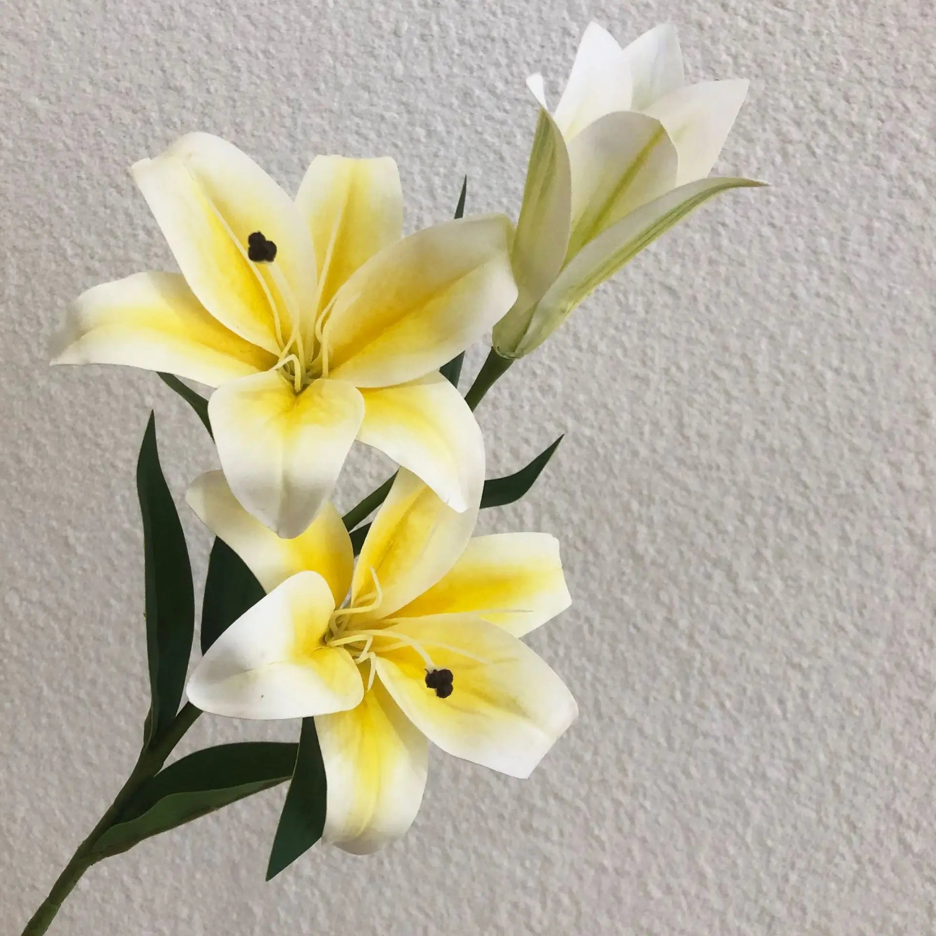 Künstliche Lilienblumen – Europäisches Seidendesign – Für Wohn-Deko