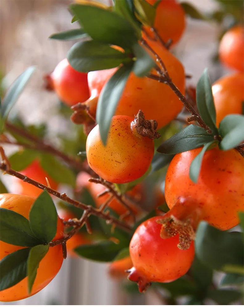 Künstlicher Granatapfel – Seide & Plastik – 80 cm Tischdeko