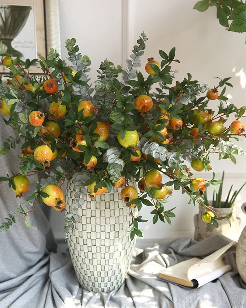 Künstlicher Granatapfel – Seide & Plastik – 80 cm Tischdeko