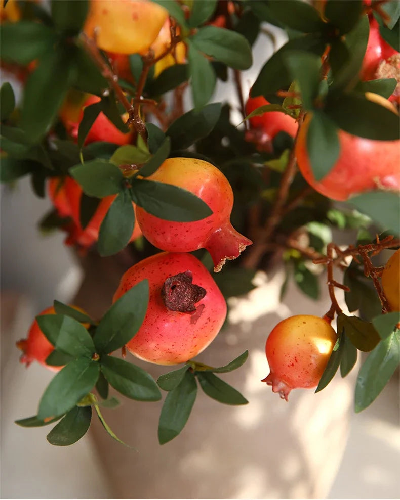 Künstlicher Granatapfel – Seide & Plastik – 80 cm Tischdeko