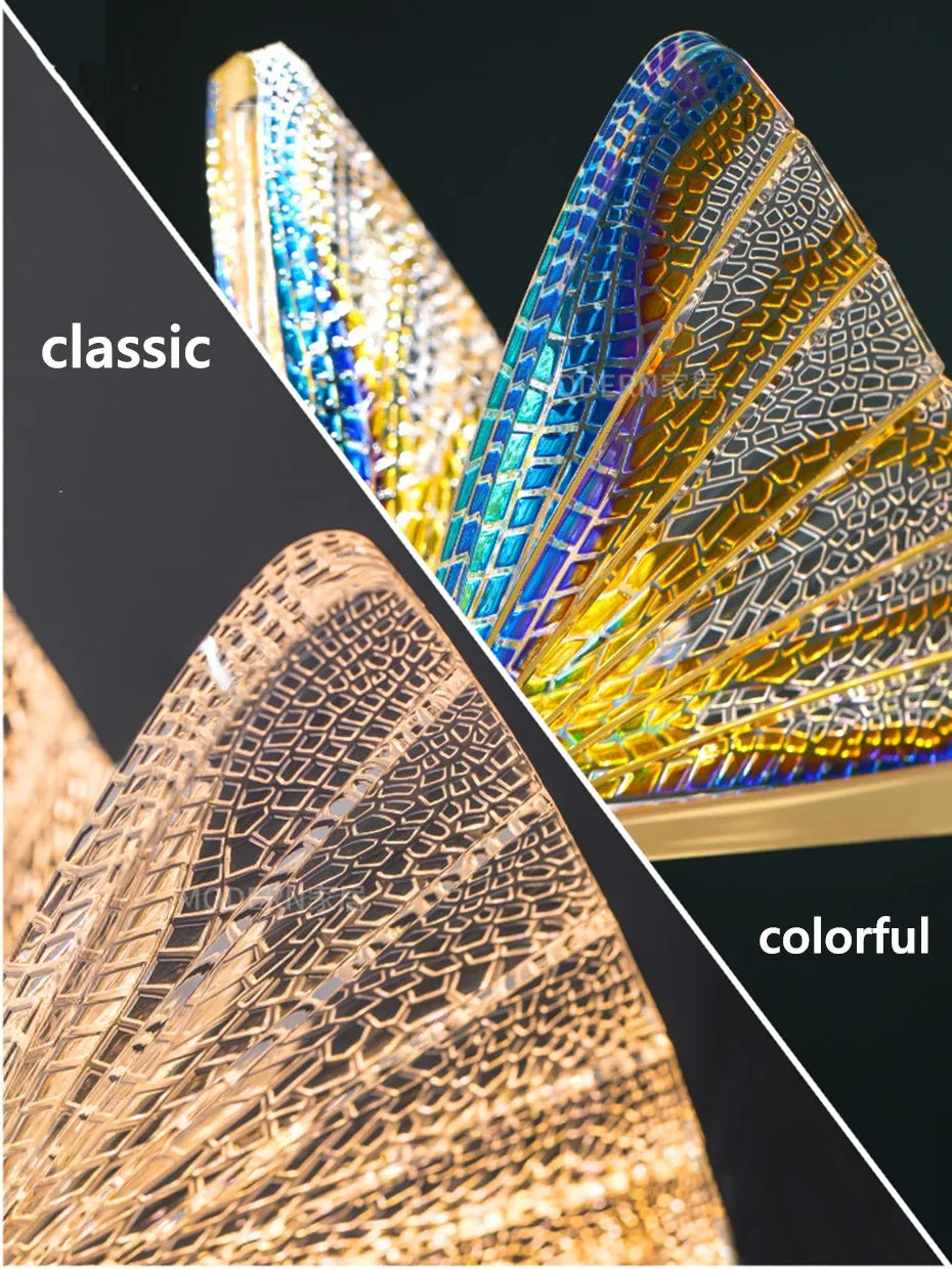 Moderne LED-Wandlampe im nordischen Schmetterlingsdesign aus Aluminium in Silber, ideal für Schlafzimmer