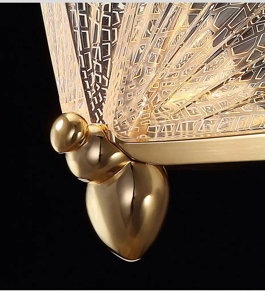 Moderne Wandleuchte im Schmetterlingsdesign aus silbernem Aluminium