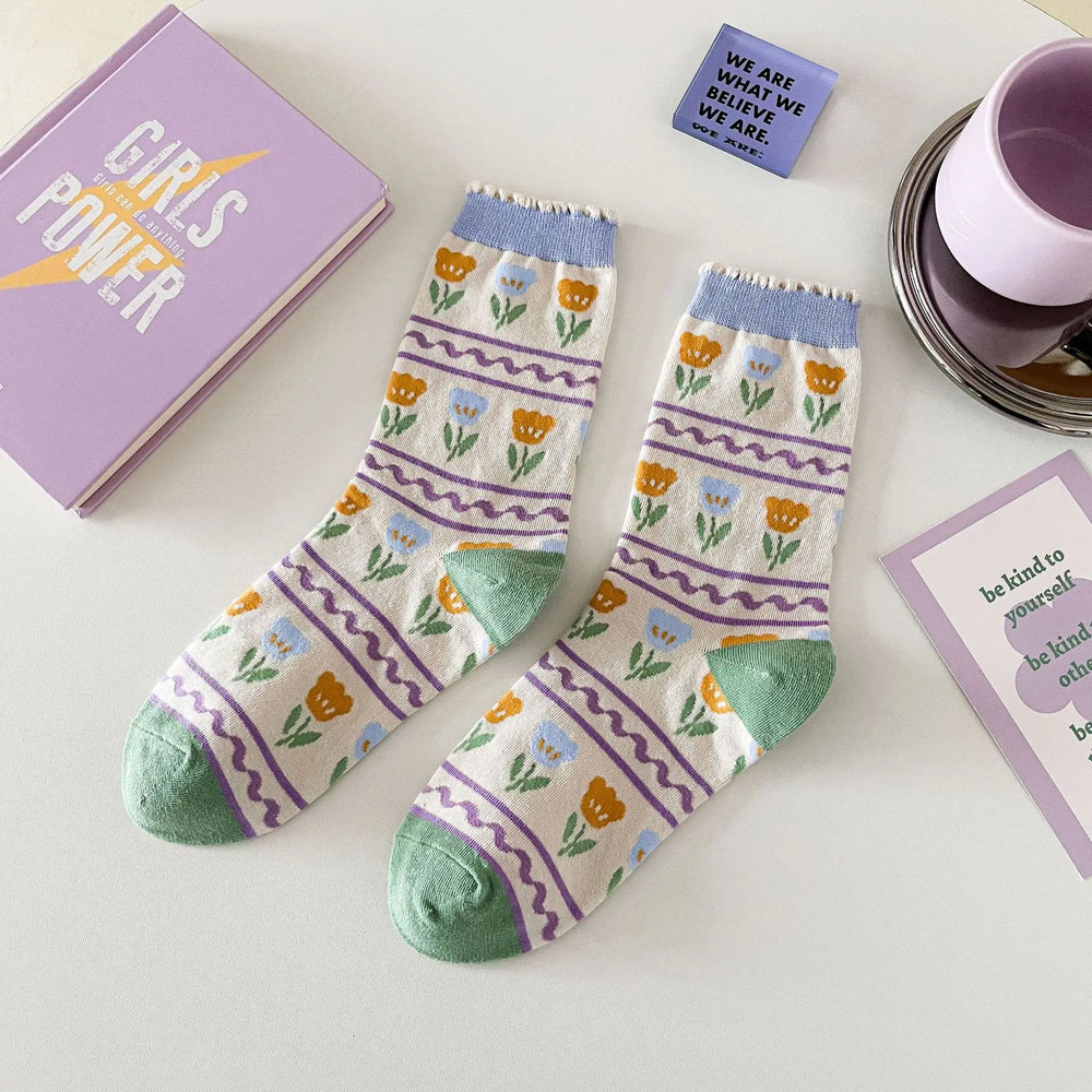 Lange Baumwollsocken – Harajuku-Blumenmuster