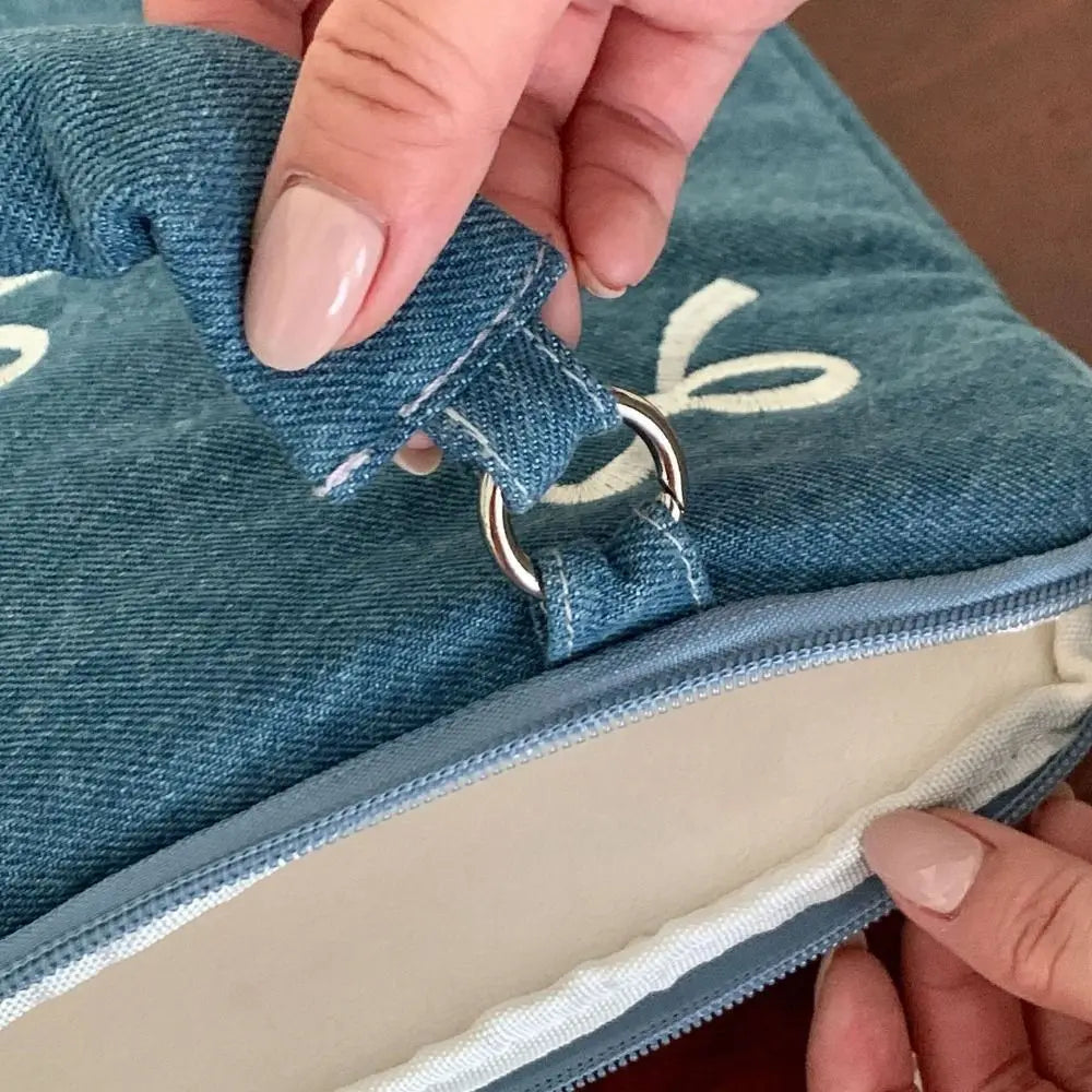 Laptoptasche – Denim-Stickerei – Stossfest