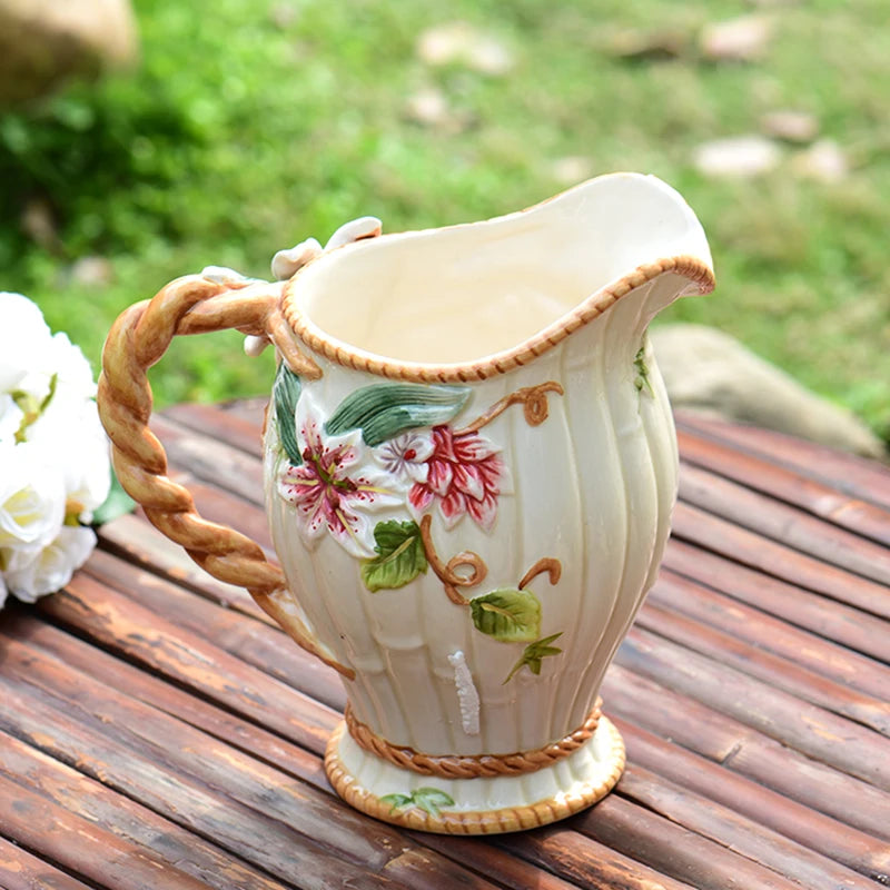 Lily Vase – Elegantes Design – Büro & Wohnzimmer