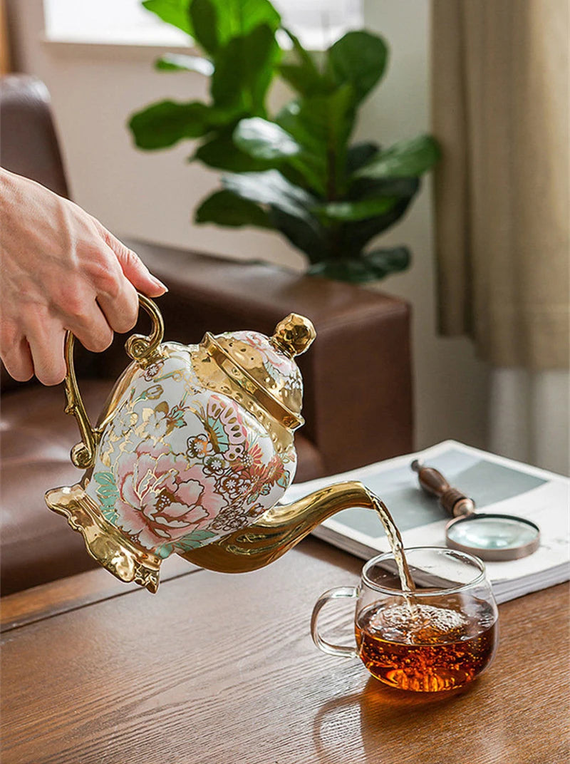Luxuriöse Teekanne - Elegantes Keramikdesign - 900ml Kapazität