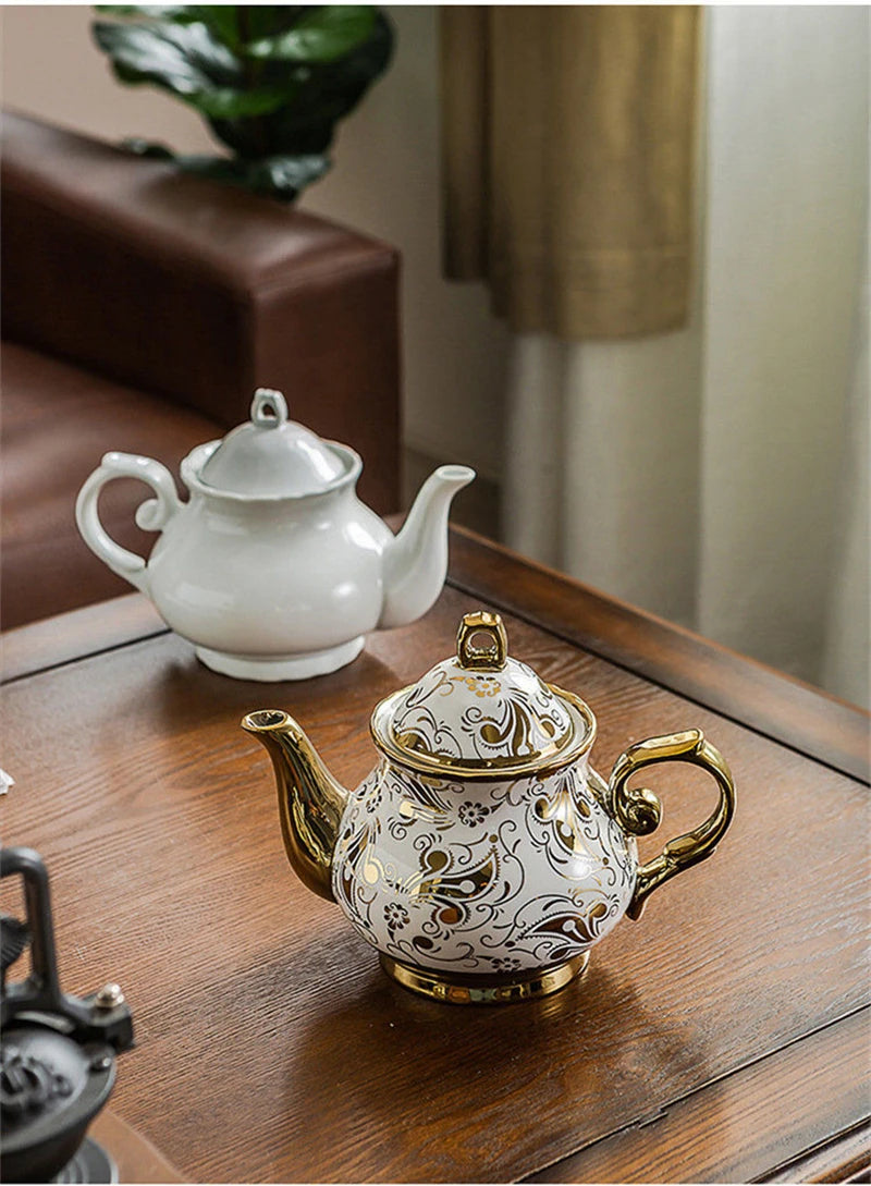 Luxuriöse Teekanne - Elegantes Keramikdesign - 900ml Kapazität