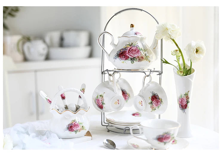 Luxuriöses Teeservice – Britischer Stil Porzellan – Elegantes Design