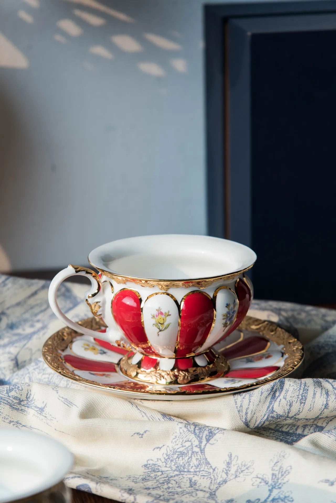 Luxus Keramik Tasse – Europäisches Design – 225ML/110ML