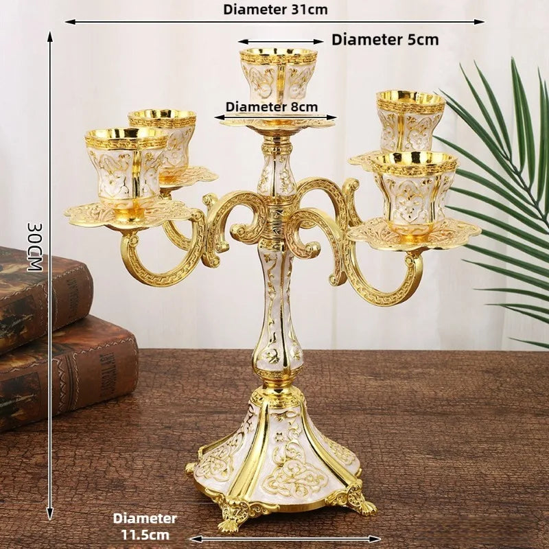 Metall-Kerzenhalter – Nordisch Elegant – Schwarz & Gold Design