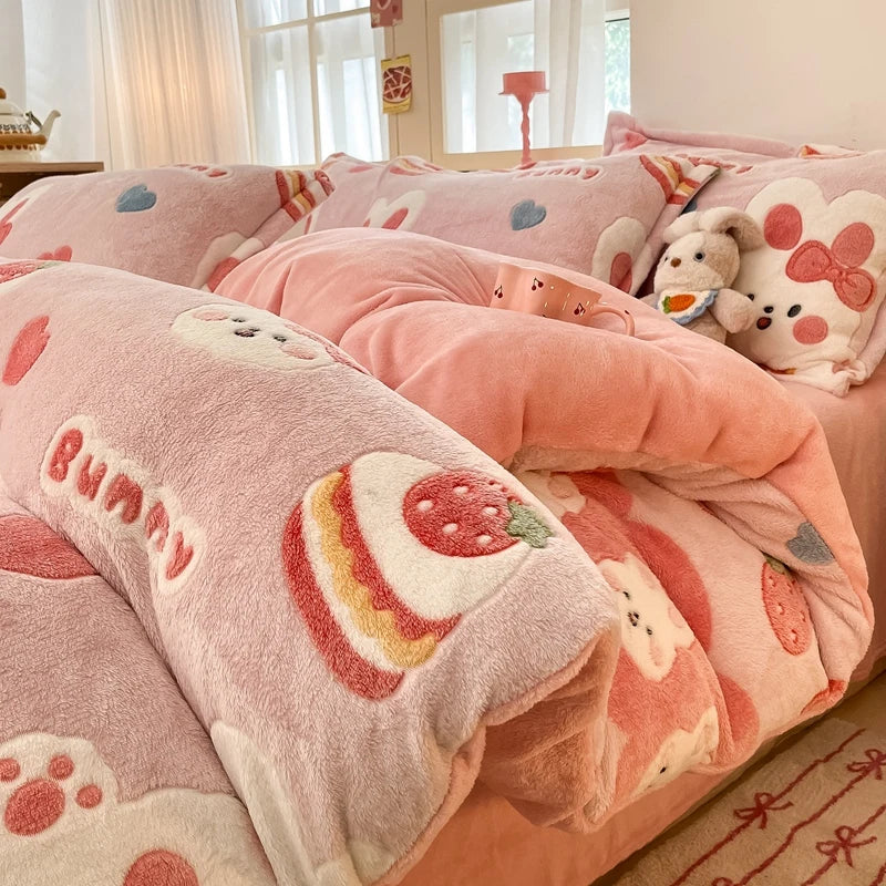 Milchvelours-Bettbezug in Blumen Wendeoptik, Farbe: Weiss, Grösse: King 220x240 cm