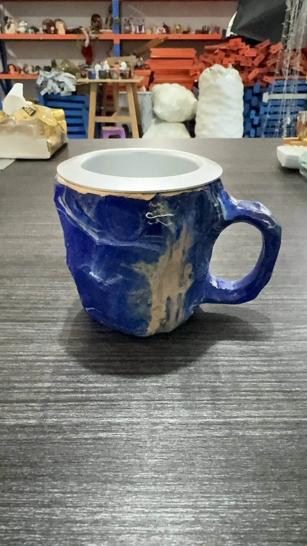 Mineral Crystal Kaffeetasse – Modernes Harzdesign 400ml