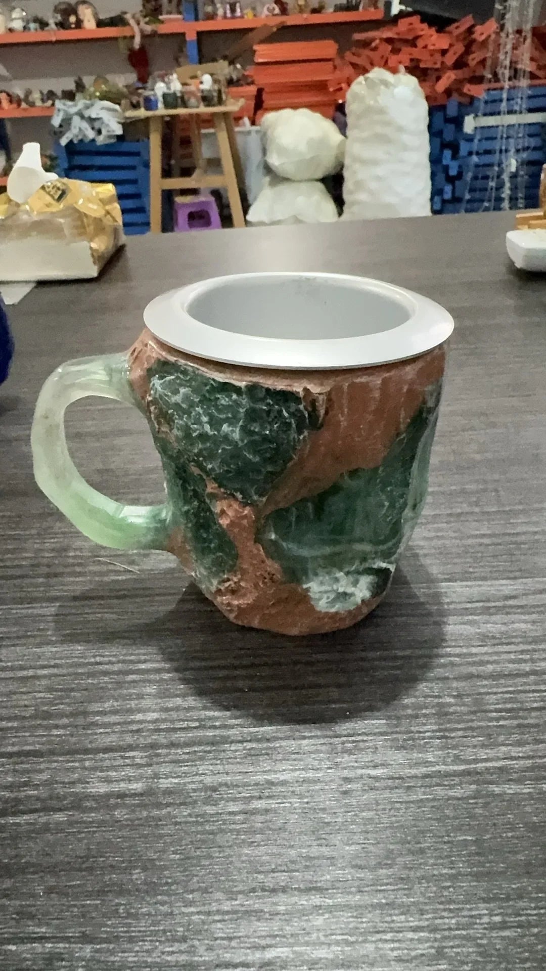 Mineral Crystal Kaffeetasse – Modernes Harzdesign 400ml