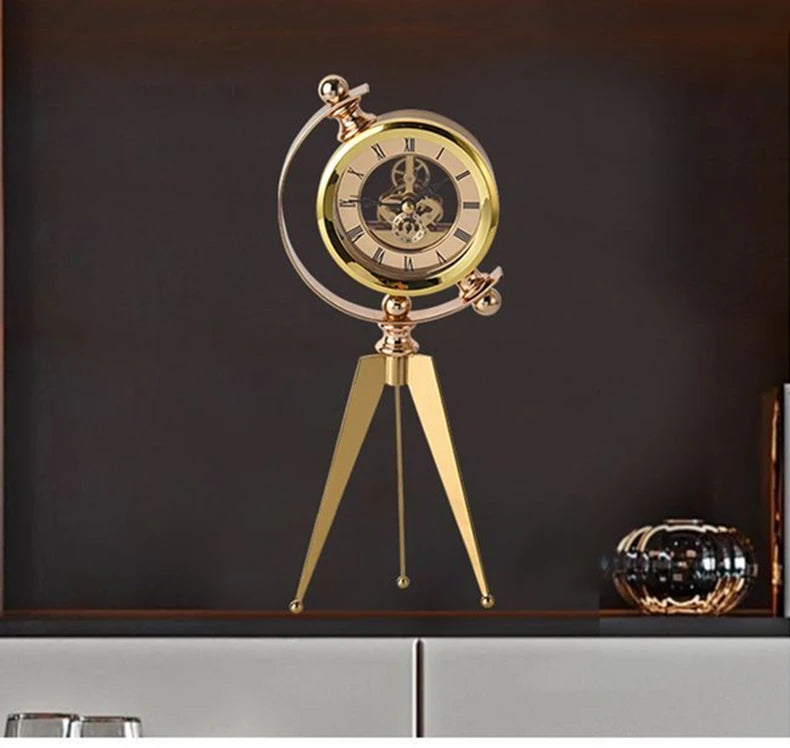 Moderne Metall-Tischuhr – Leichter Luxus, Rund