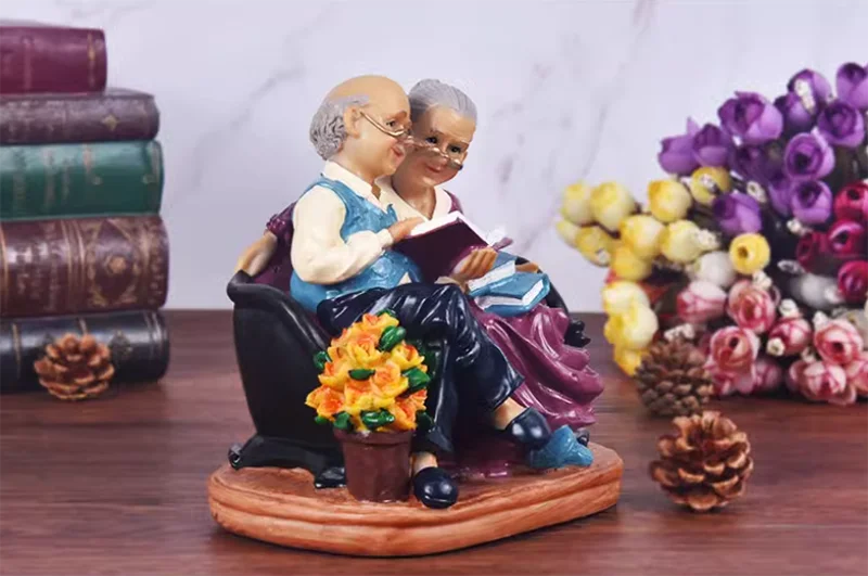 Moderne Resin-Statue – Grosseltern Edition