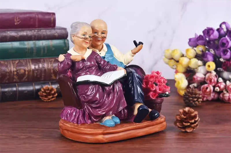 Moderne Resin-Statue – Grosseltern Edition