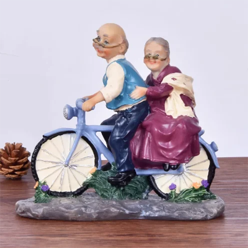 Moderne Resin-Statue – Grosseltern Edition