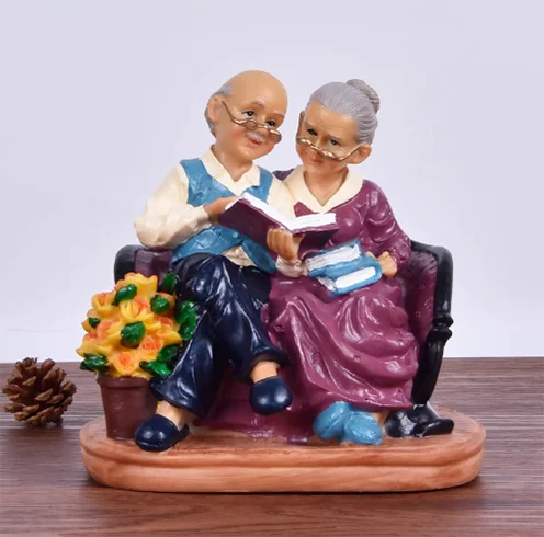 Moderne Resin-Statue – Grosseltern Edition