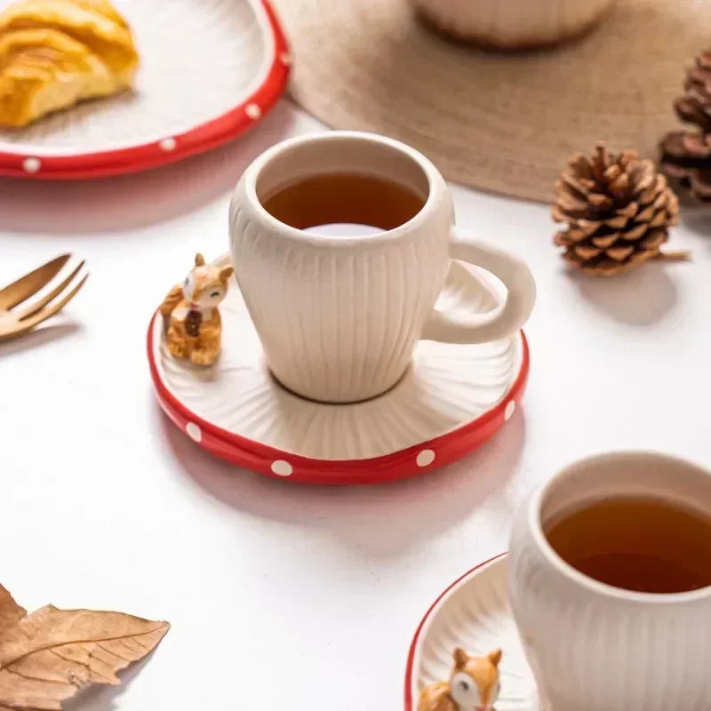 Mushroom Keramiktasse – Cartoon-Design mit Deckel